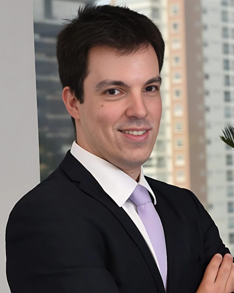 Aloísio Costa Junior: sócio do escritório Ambiel Advogados, especialista em Direito do Trabalho.