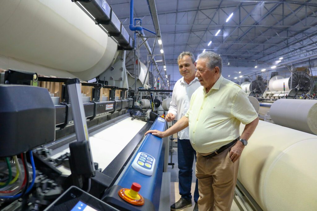 Antônio Ogliari (1º à direita) - Fundador da Atlântica / Crédito da foto: Divulgação