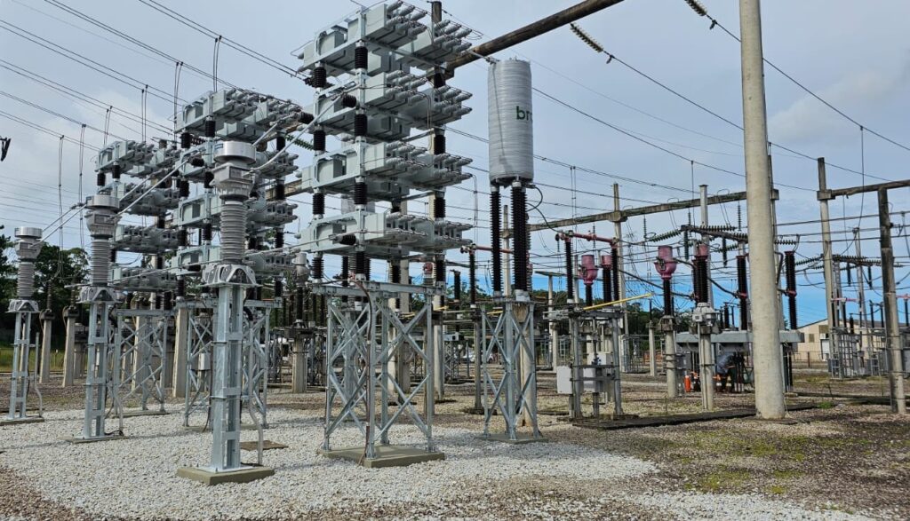 Divulgação
Exemplo de projeto de reforços e melhorias, como novos bancos de capacitores na Subestação Embu Guaçu (SP)