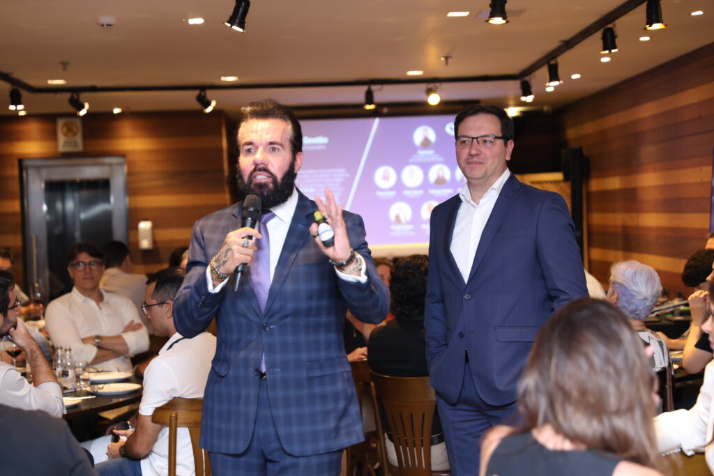 O presidente do Conselho de Administração e de Família do Grupo Soares, Marcelo Camorim (à esquerda) e o diretor-geral do Grupo, Ricardo Sousa, apresentaram o novo fundo ao mercado
Divulgação