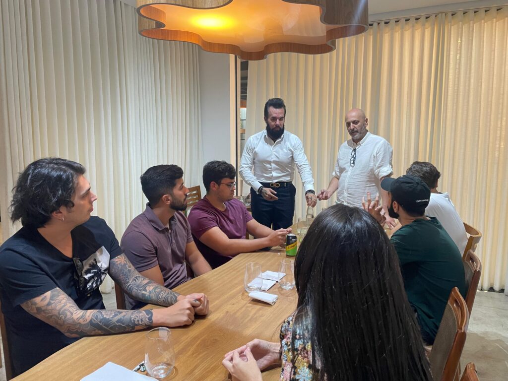 Membros da terceira geração do Grupo Soares com Marcelo Camorim e Celso Oliveira, presidente e integrante do Conselho de Administração da holding Divulgação