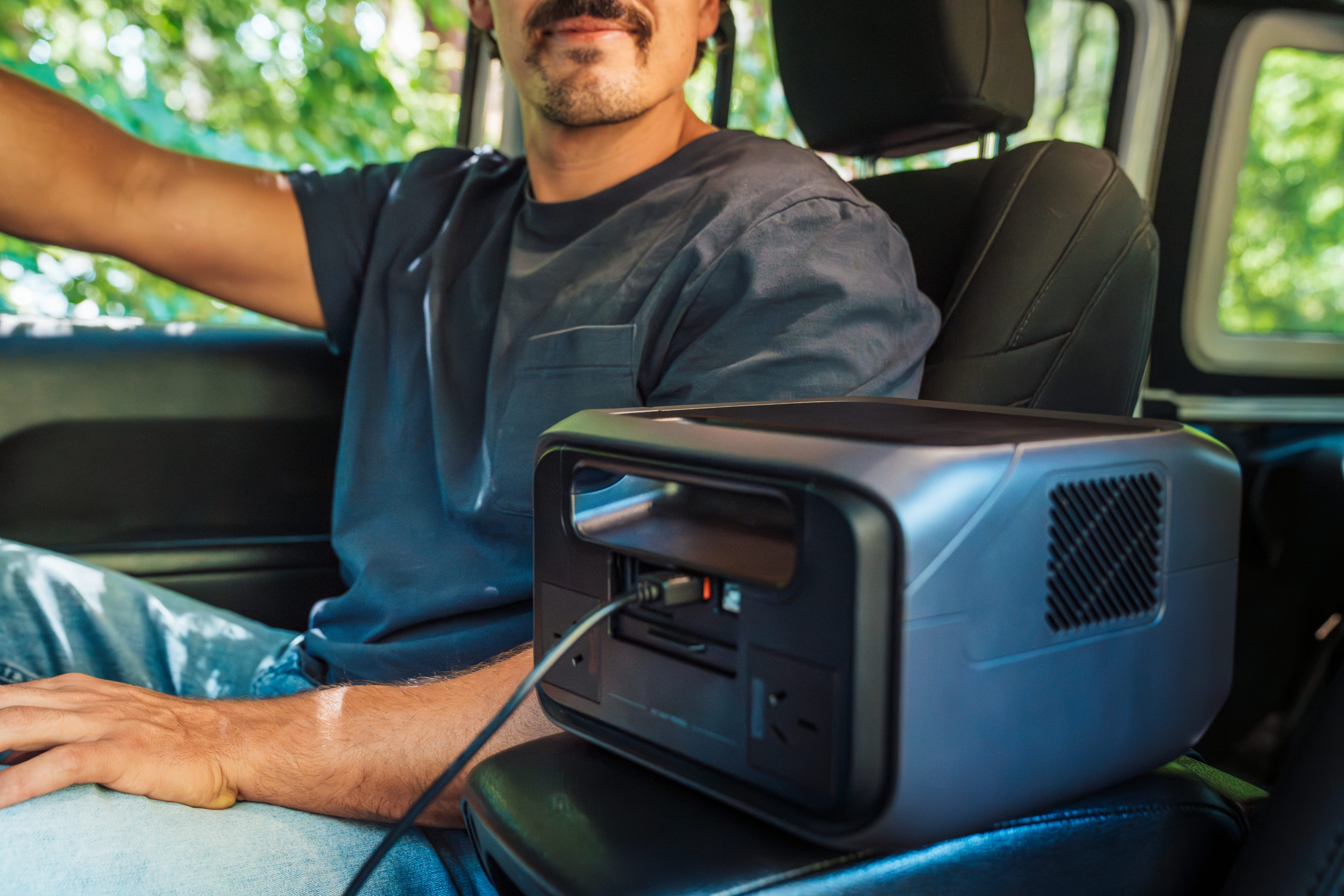 RIVER 3 tem capacidade para 4 aparelhos com até 300 W de potência Divulgação/EcoFlow