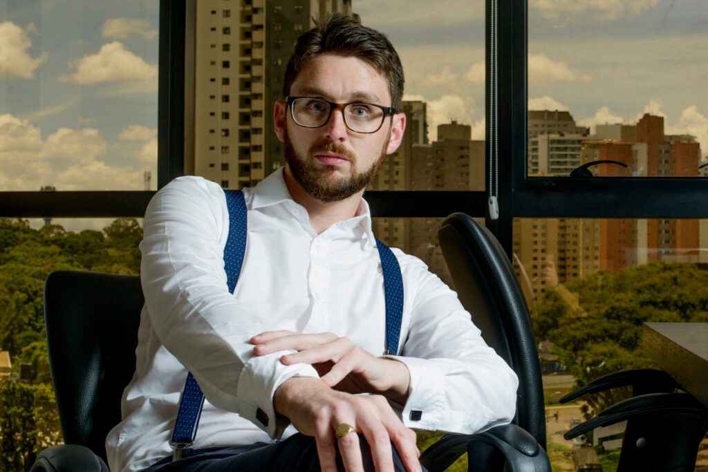 Adam Patterson-Créditos da foto: Divulgação