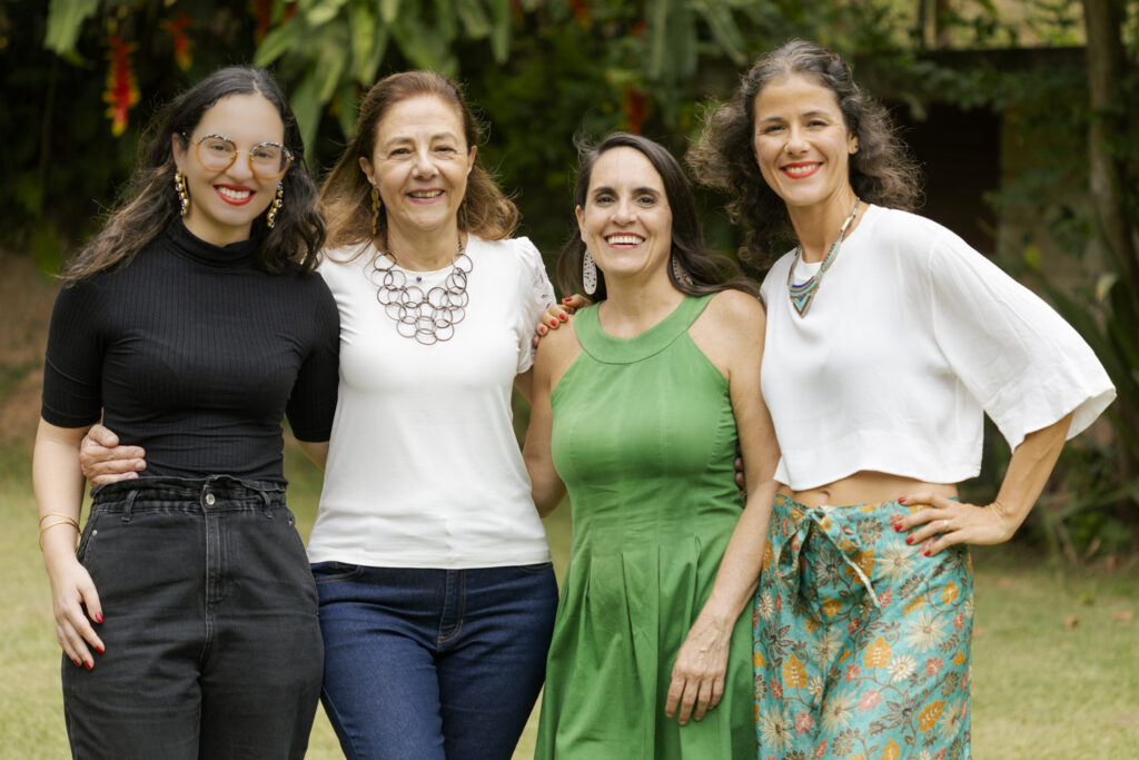 Da esquerda para a direita: Layla Vallias, Cléa Klouri, Adriana de Queiroz, Lívia Hollerbach
Divulgação | data8