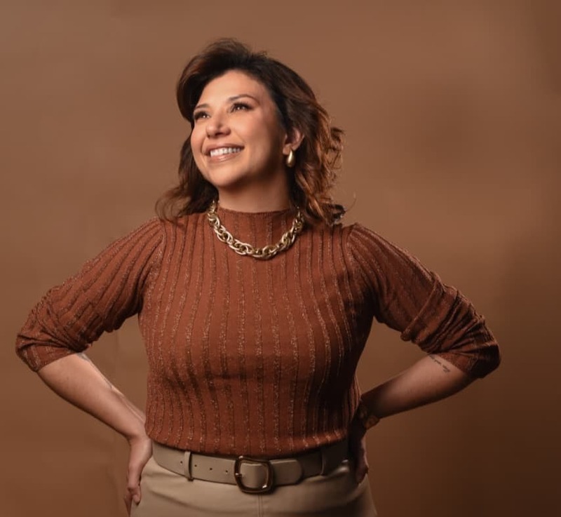 Nayara Falcoski: especialista que já desenvolveu comunicadores em sete países lança metodologia exclusiva para posicionamento de imagem