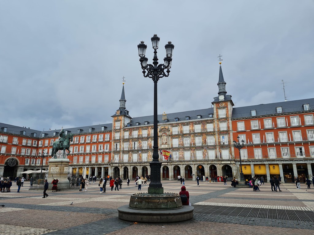 Madri-Plaza-Mayor-CreditoMardenCouto