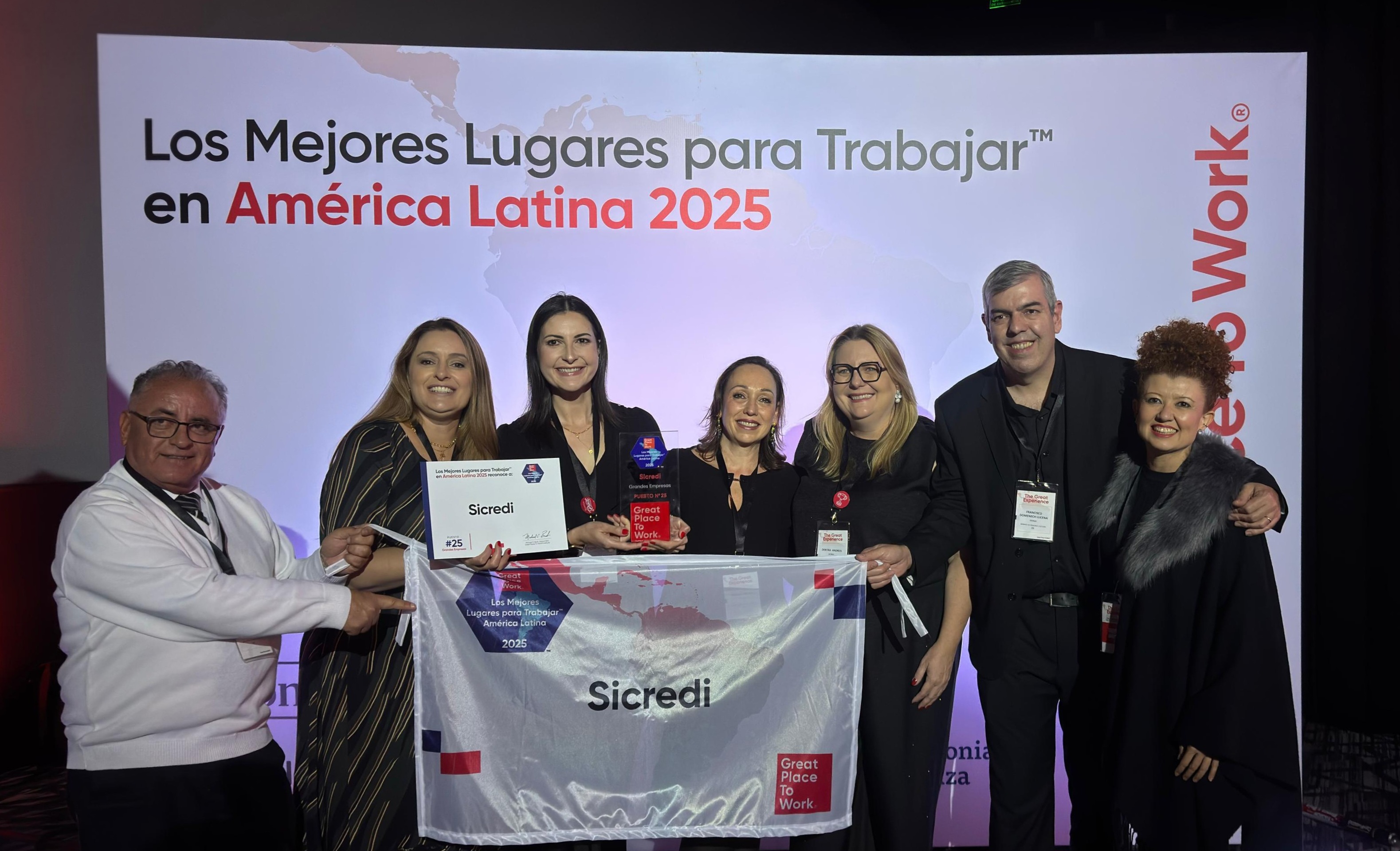 Cerimônia de premiação foi realizada na noite do dia 21 de agosto, em Buenos Aires, na Argentina, reunindo organizações de toda a América Latina
Créditos: Divulgação/Sicredi