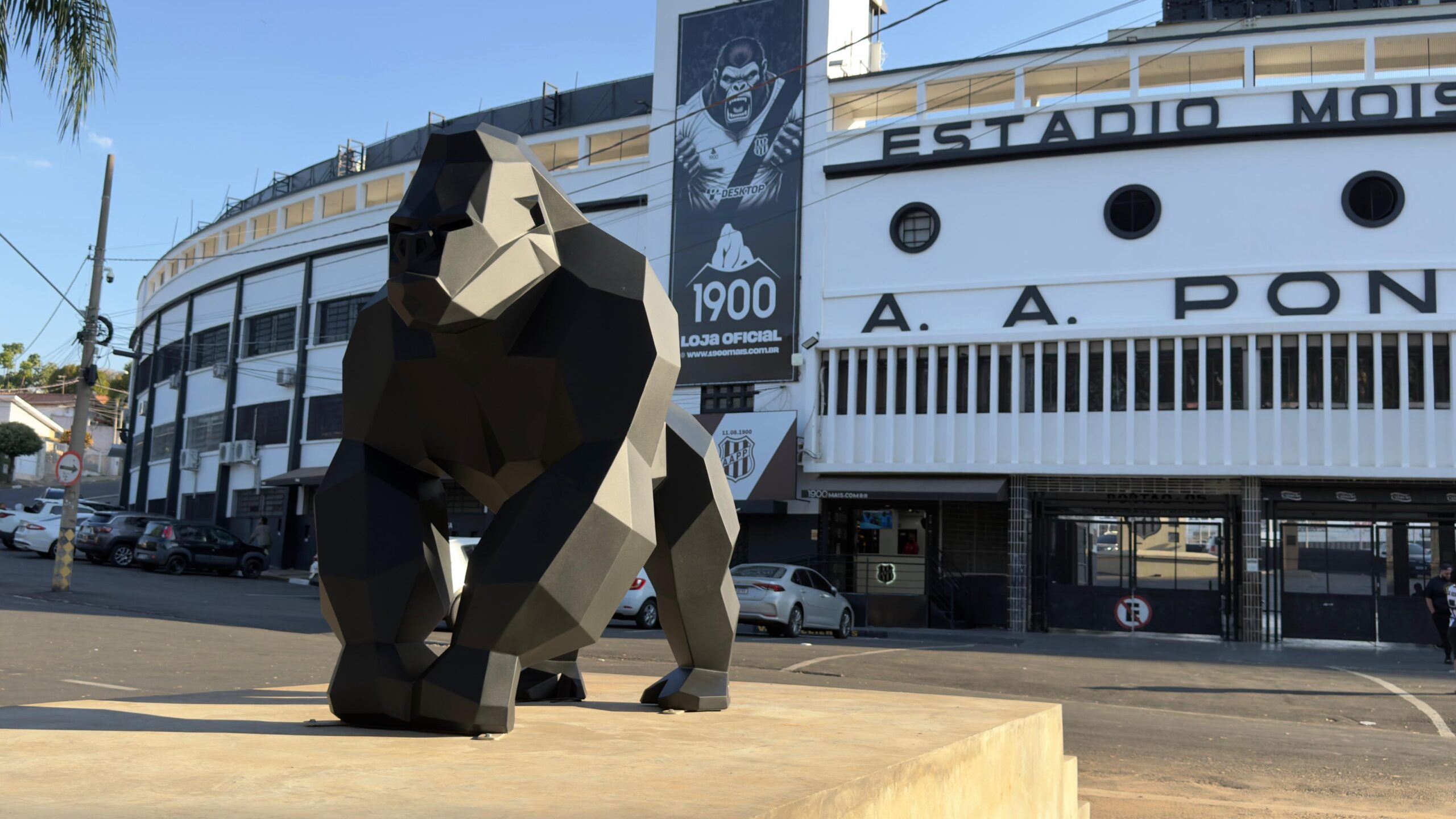 Monumento em homenagem aos 125 anos da Ponte Preta feito pelo empreendedor artístico Rodrigo Zingoni
Divulgação