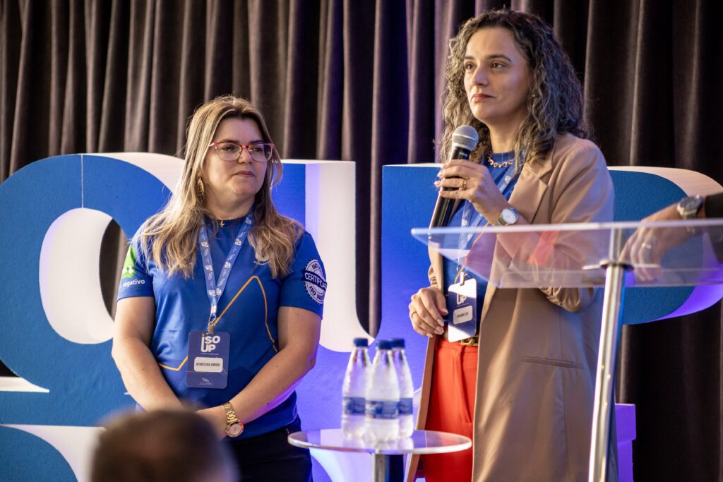 A Esquerda, a irmã do José Carlos Aparecida Emídio e a Direita a esposa e advogada da Isofort Solange Eni.