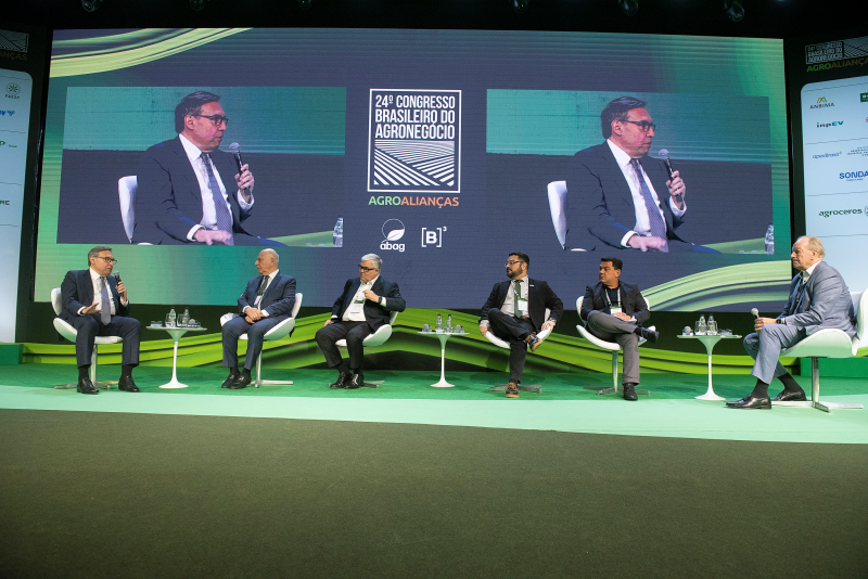 Mesa redonda do 24º Congresso Brasileiro do Agronegócio debateu as oportunidades e desafios da transição energética
Crédito foto: Gerardo Lazzari