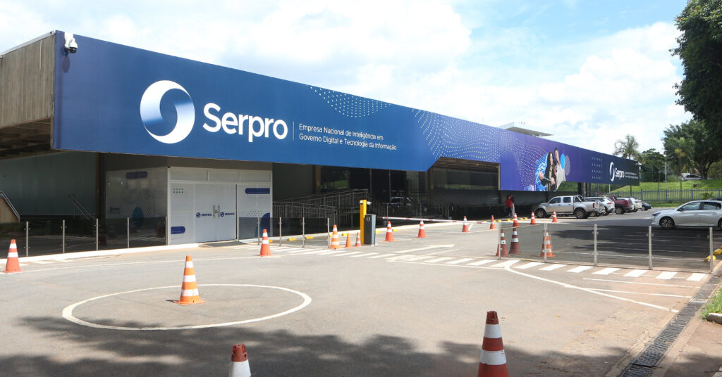 O Serpro Regional Brasília é localizado na SGAN Av. L-2 Norte Quadra 601 – Módulo G. Brasília/DF
Créditos da foto: Divulgação