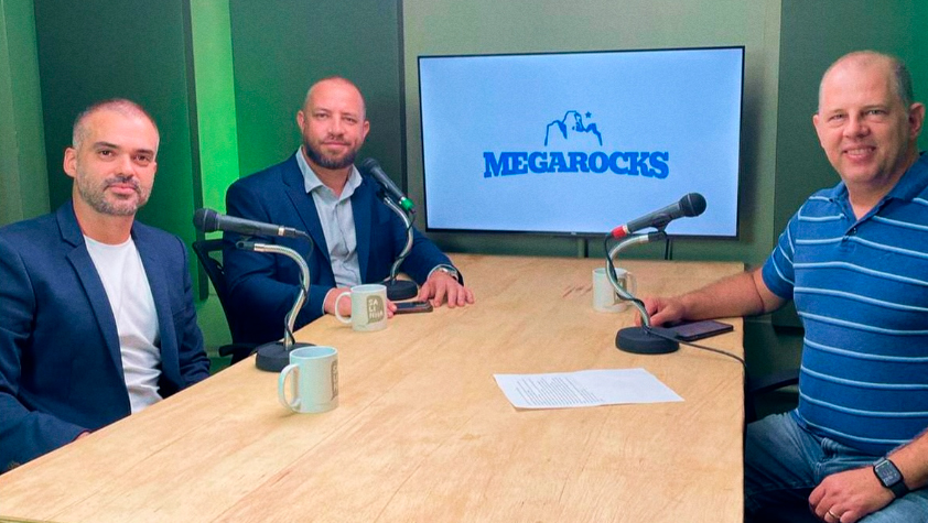 Divulgação
Fabricio Peruzzo ao lado dos sócios da Megarocks Consórcios, Guilherme Benetti e Felipe Gabriel