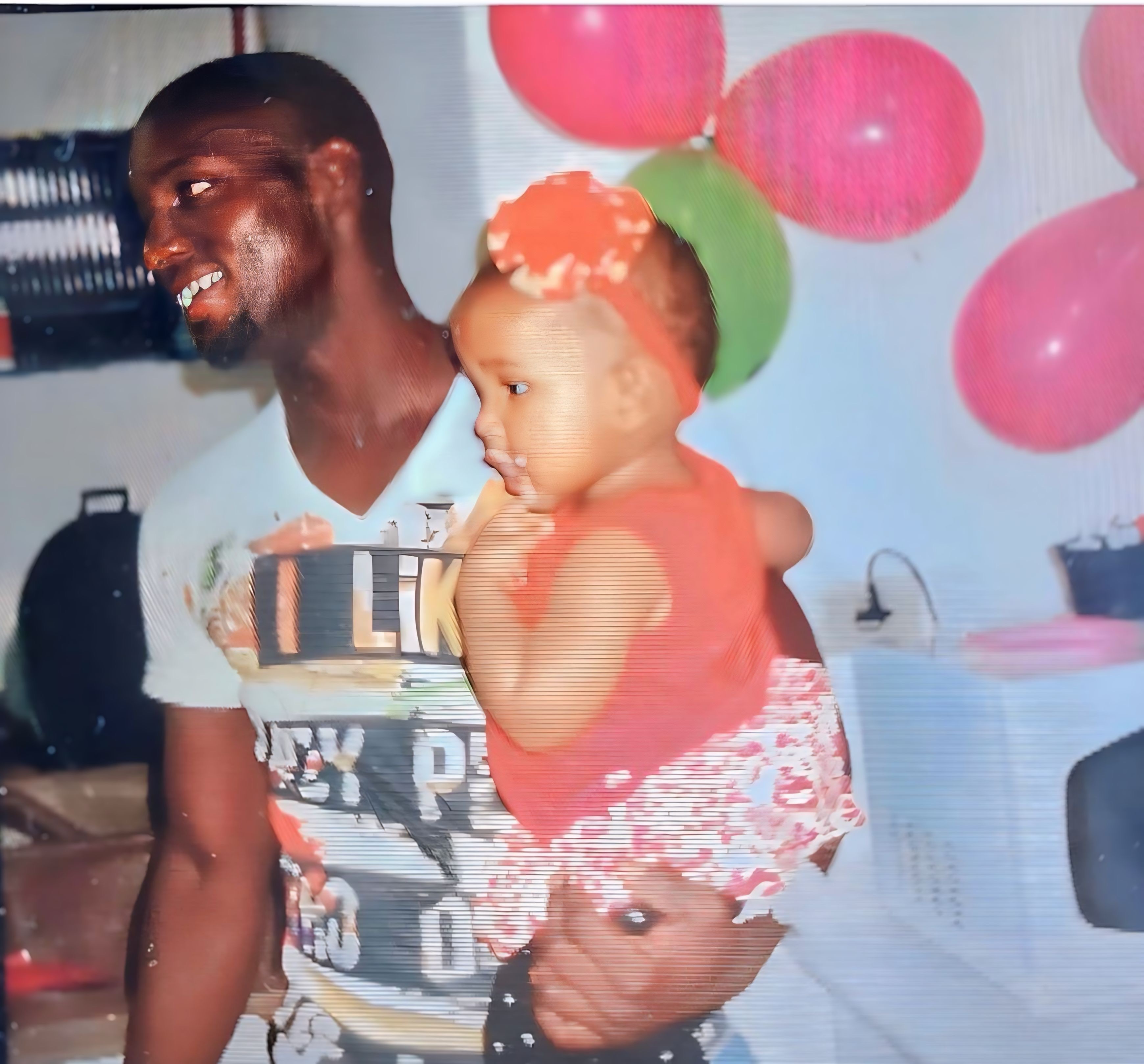 Antônio Carlos, na época em que era gari
Arquivo pessoal