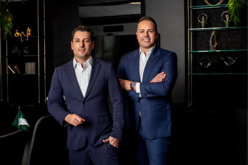 Marcelo Mendes, sócio do Club M Brasil e diretor da unidade de Vila Olímpia; e Tiago Machado, fundador do clube e também diretor da unidade paulistana.
Foto: Divulgação