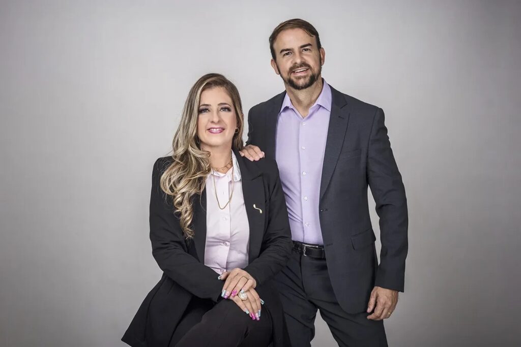Mauricio Cesar e Marina Groke Divulgação Unhas Cariocas
