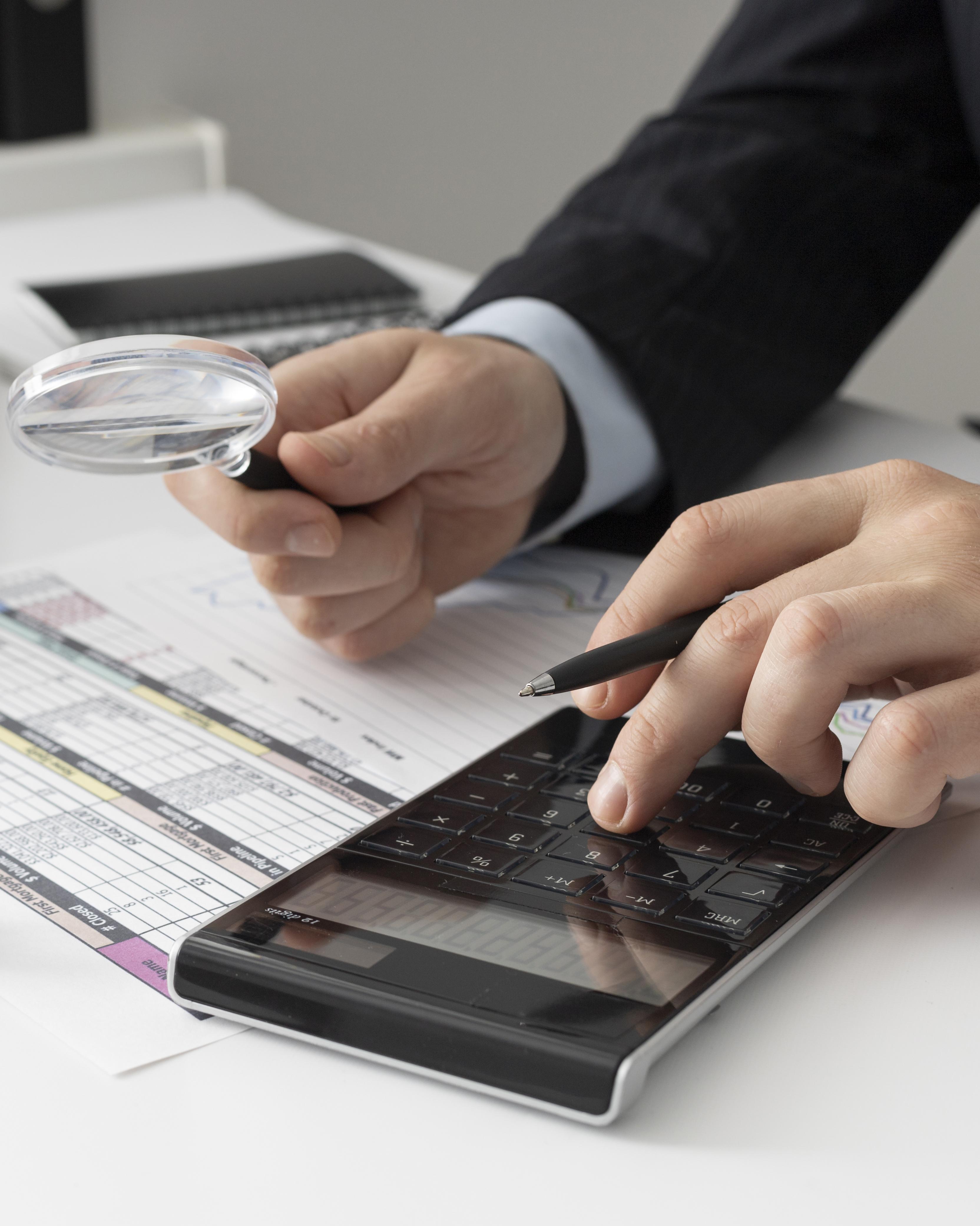 77% dos entrevistados pretendem avaliar os impactos da Reforma Tributária nos próximos 12 meses
Imagem: Freepik