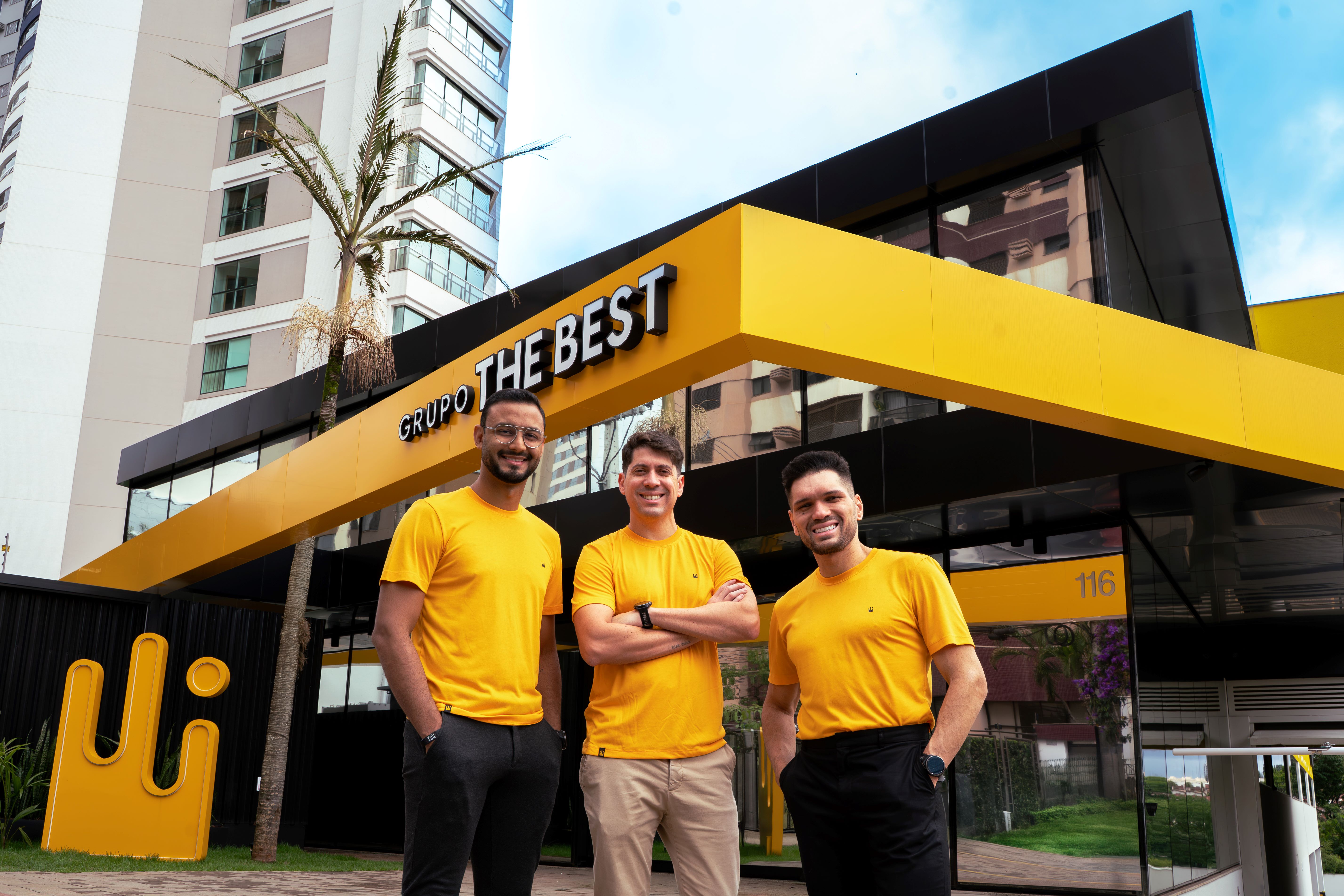 Mateus Bragatto, Mateus Queiroz e Sérgio Kendy, sócios da The Best Açaí