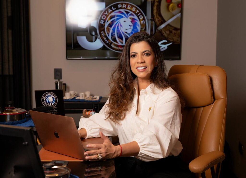 Elisangela Luz Divulgação - Royal Prestige®