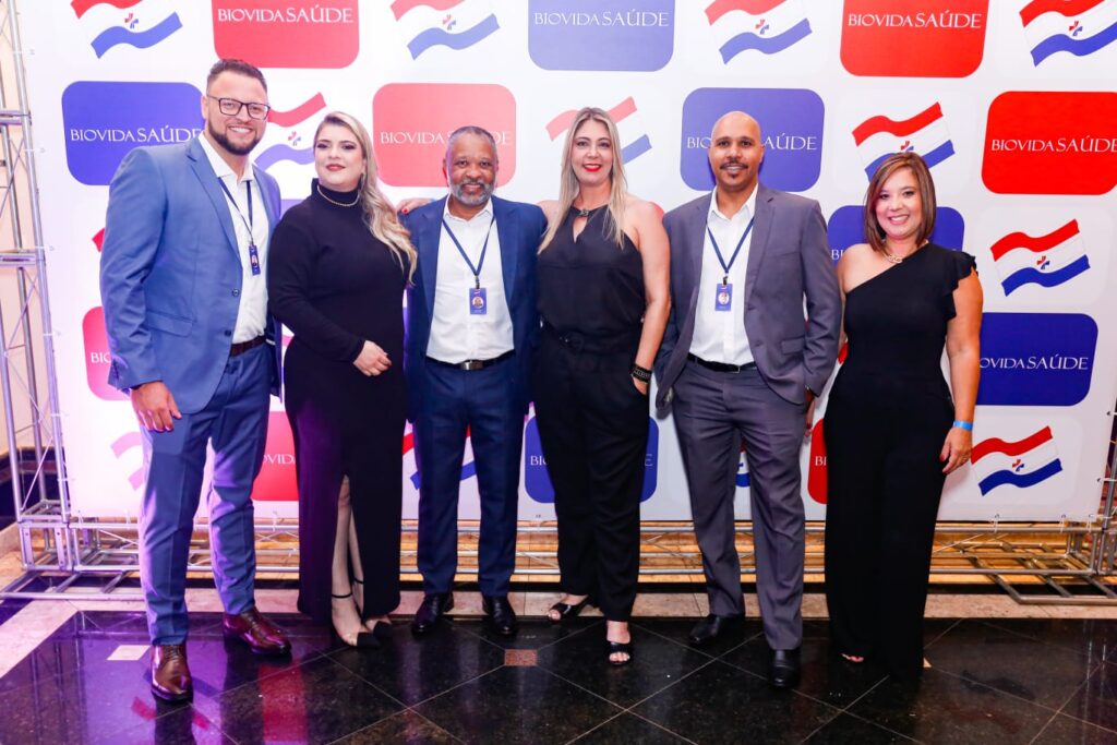 Equipe comercial da Biovida Saúde comemora sucesso de evento e nova campanha. Foto: Divulgação / Edu Moraes
