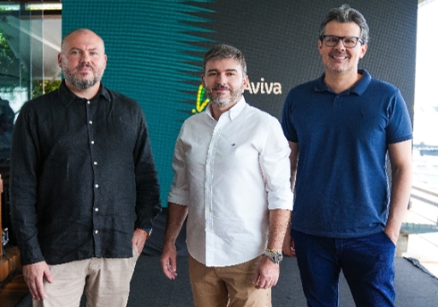 Alessandro Cunha, CEO da Aviva, Edson Cândido, Diretor de Marketing e Vendas da Aviva, e Paulo Schneider, Diretor de Operações da Aviva - Créditos da Foto: Divulgação