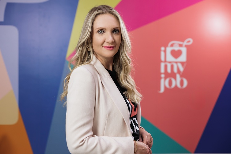 Angélica Madalosso - Créditos da foto: Divulgação