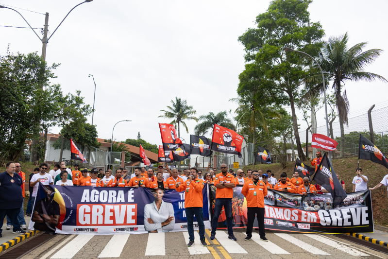 Rui Porto Trabalhadores da Petrobrás em Greve no Norte Fluminense