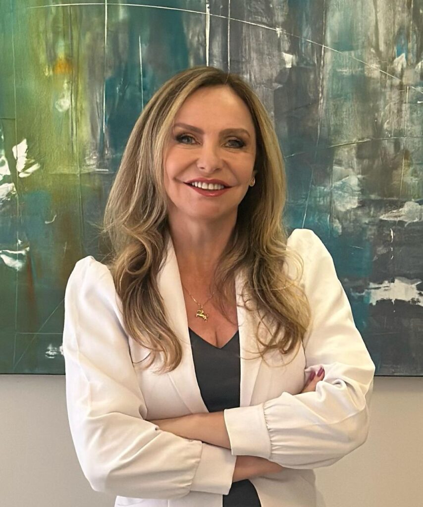 Dra Vanessa Penteado, médica especialista em estética Divulgação