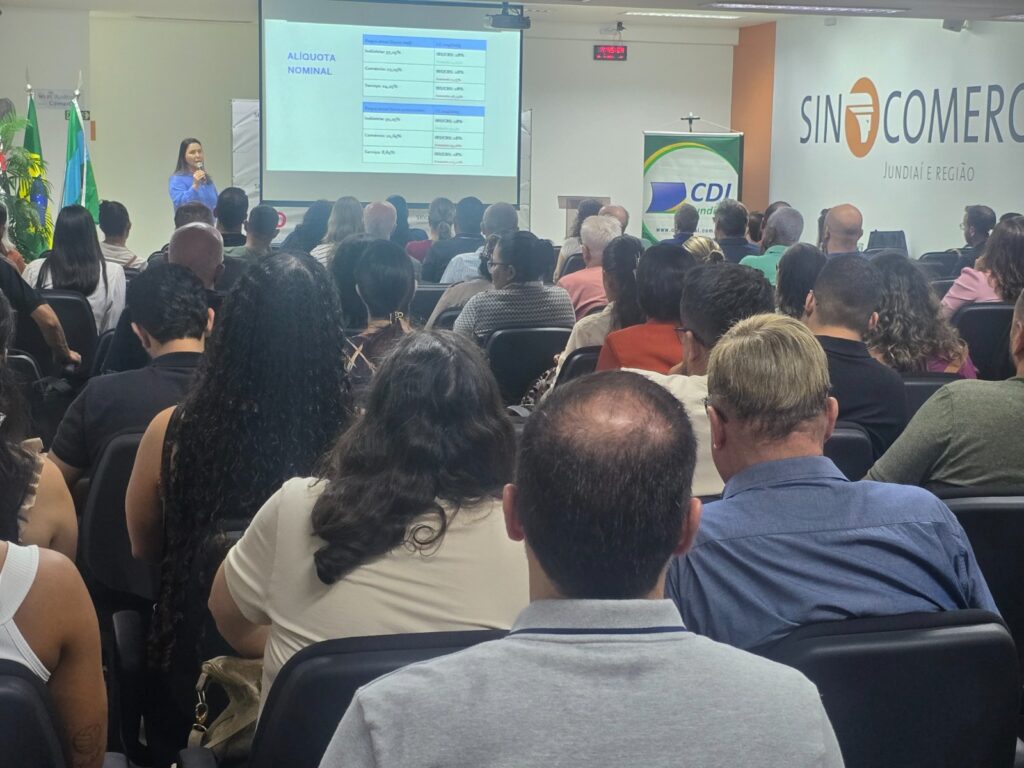 Palestra sobre Reforma Tributária no auditório do Sincomercio (1)