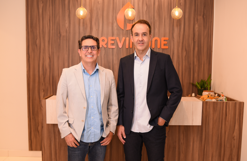 Renan Reis e Dr André Luiz - Créditos da foto: Divulgação