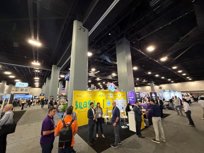 Espaço Brasil no eMerge Americas - Créditos da foto: Divulgação