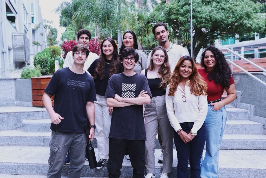 Divulgação Turma de estagiários de 2025 da RD Saúde