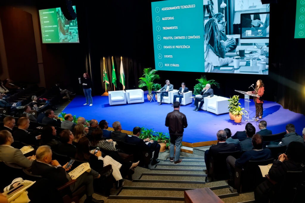 Divulgação A diretora-superintendente Iramar Severiano comemora o sucesso do Smart Energy.