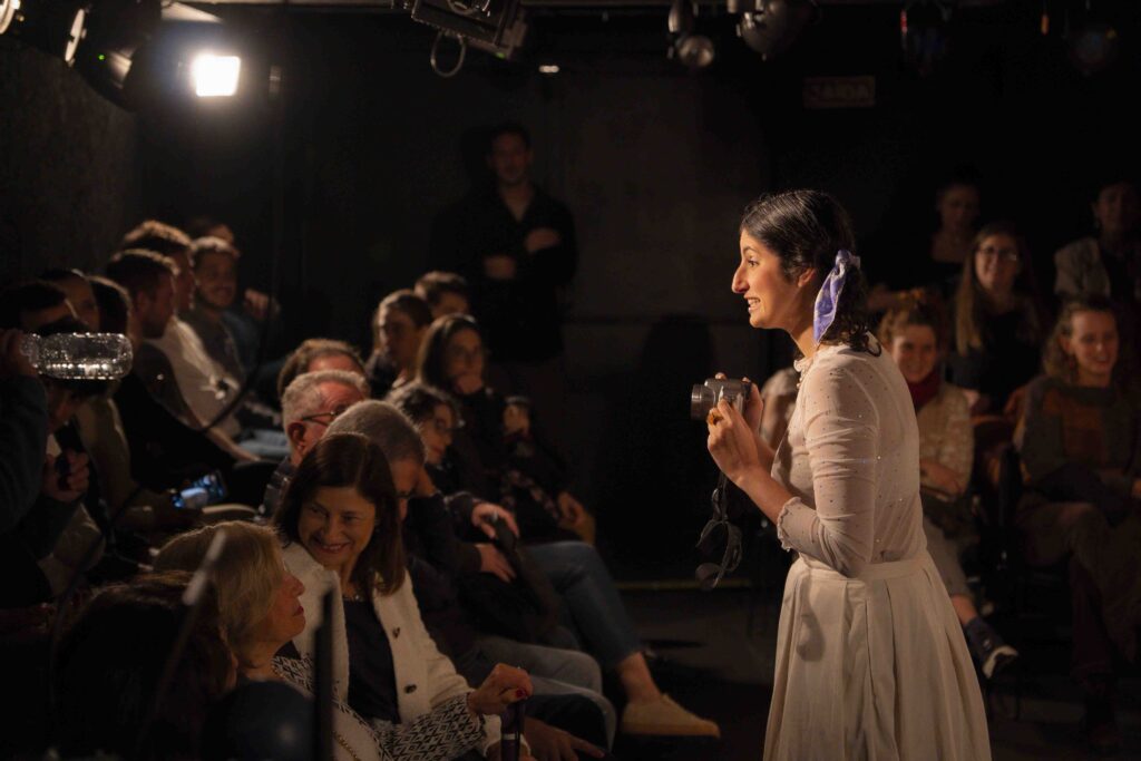 Nicole Musafir em Pra Quem Não Me Conhece - Créditos da foto: Divulgação