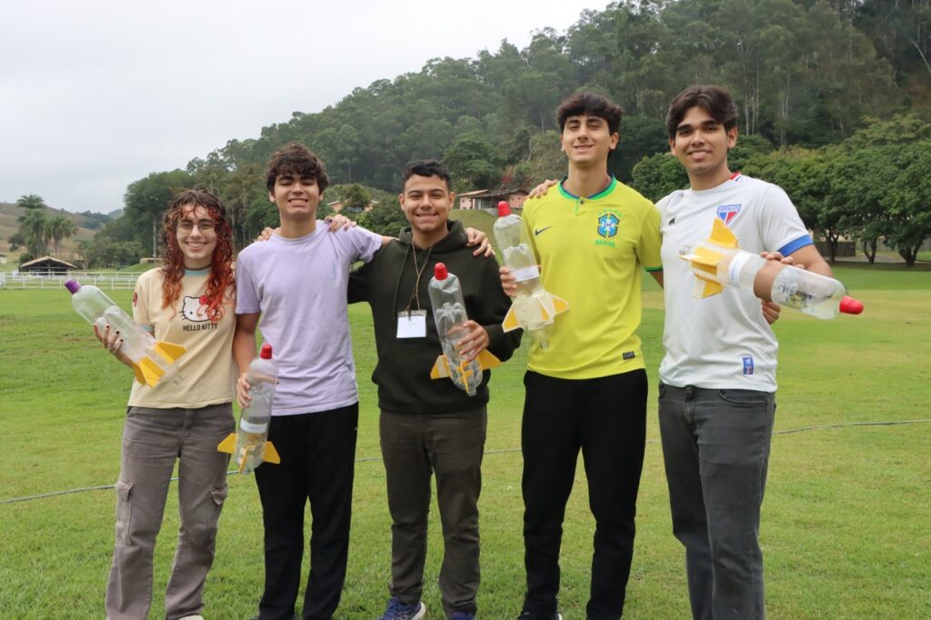 Da esquerda Maria Beatriz, David Ferro, Alexandre Monte, Rodrigo Marinho e Paulo Isidro - crédito Tiberius Drumond